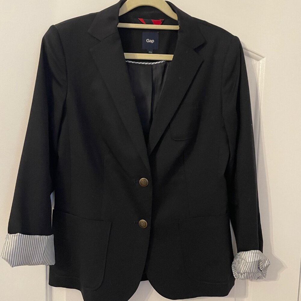 Nautical/Preppy Women's Navy Blue Blazer - GAP - size 4 US
